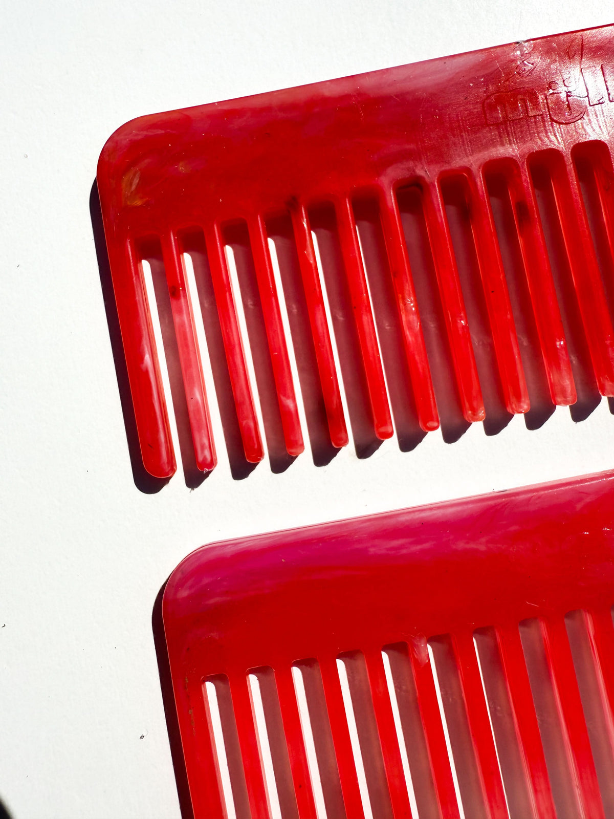 Red ish comb