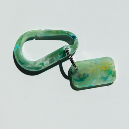 YE-O Carabiner