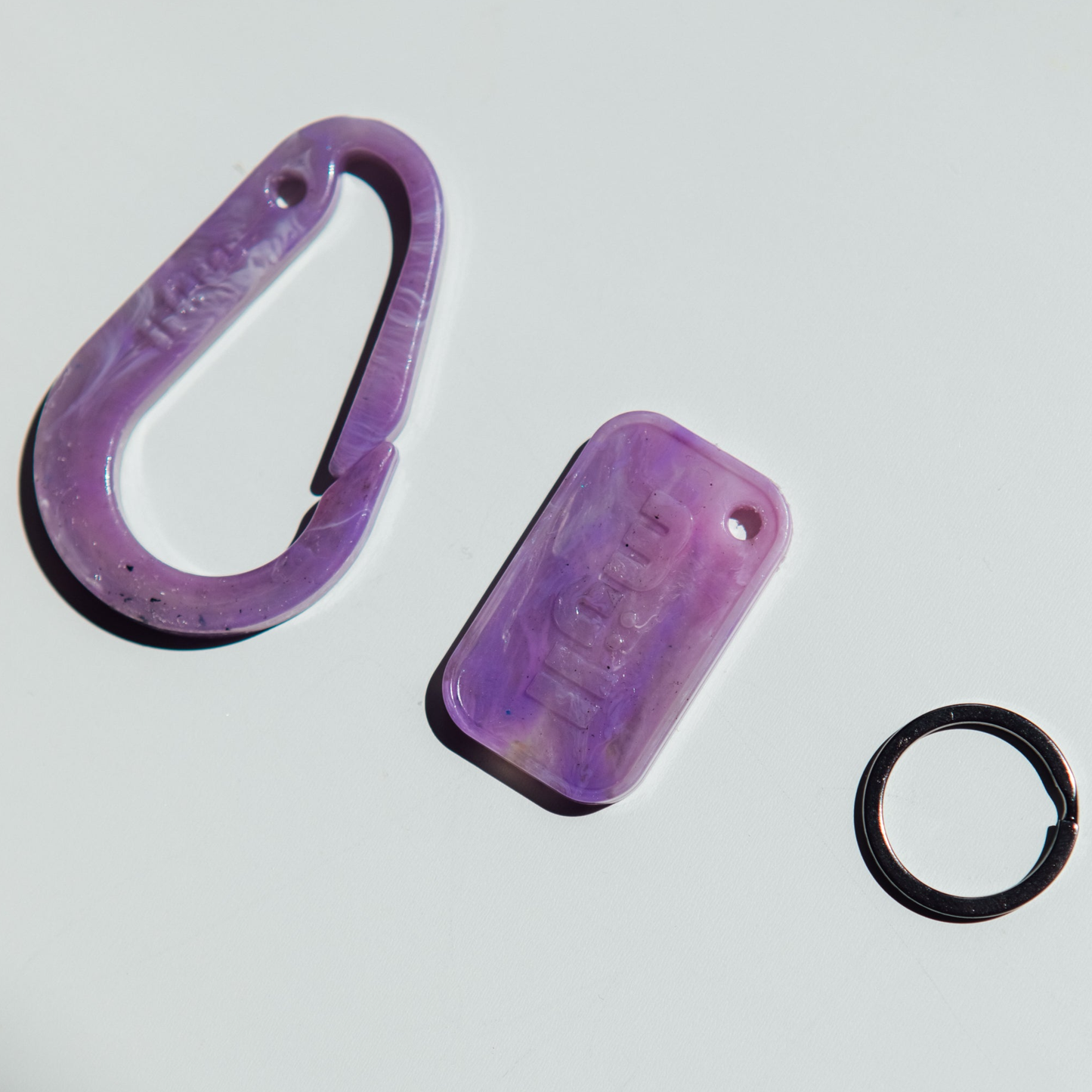 Calpol Carabiner